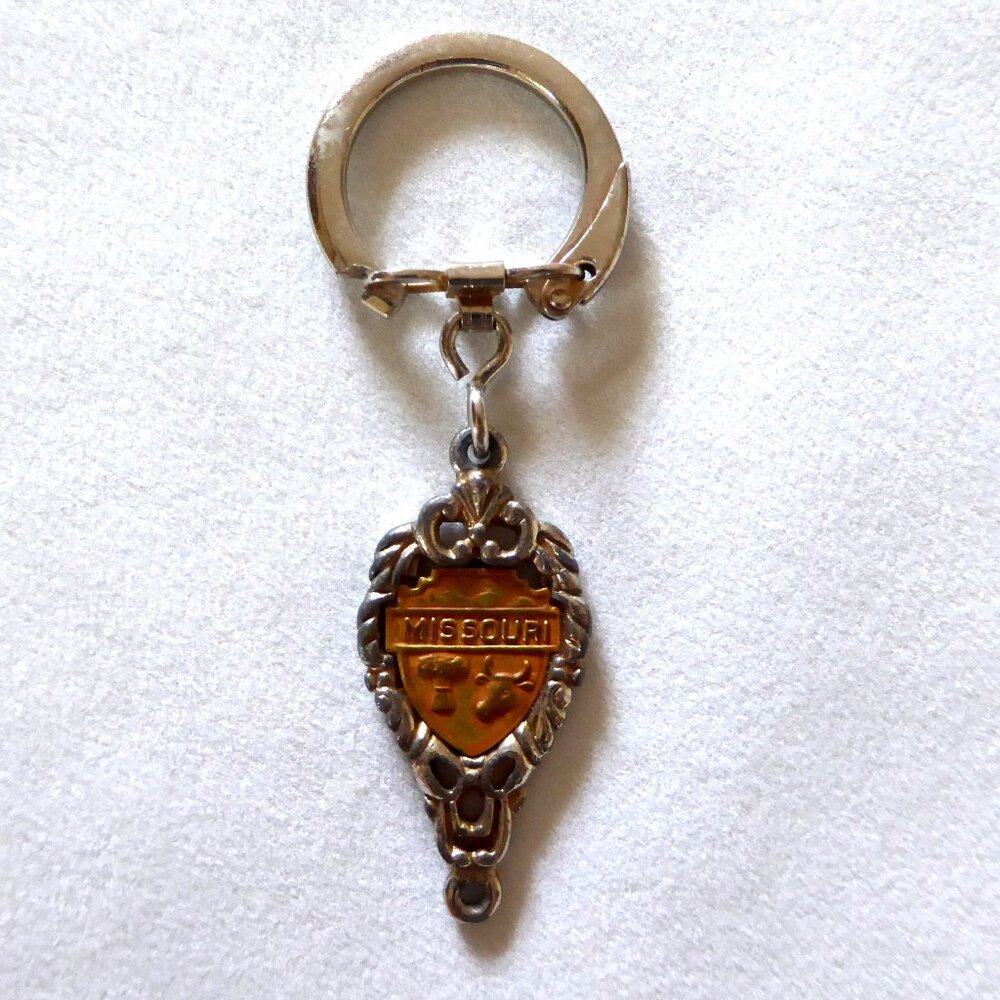 VINTAGE MISSOURI GOLD & SILVER METAL COLLECTIBLE KEYCHAIN KEY RING PENDANT